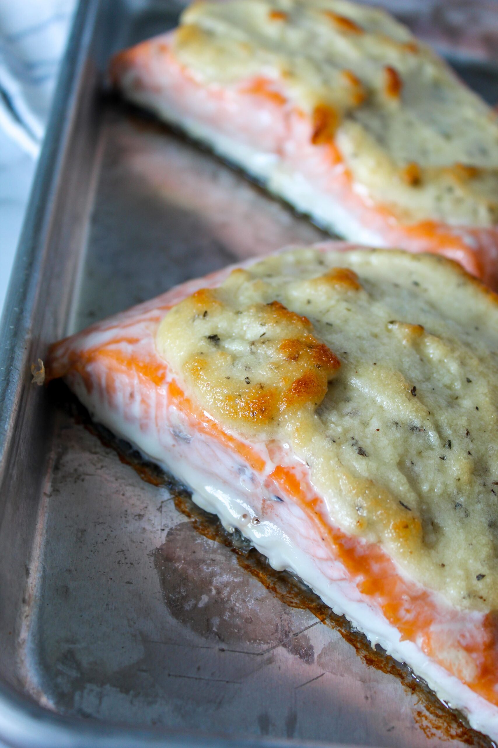 https://fitmomjourney.com/parmesan-crusted-salmon-low-carb-ketogenic-thms/img_5591-min/