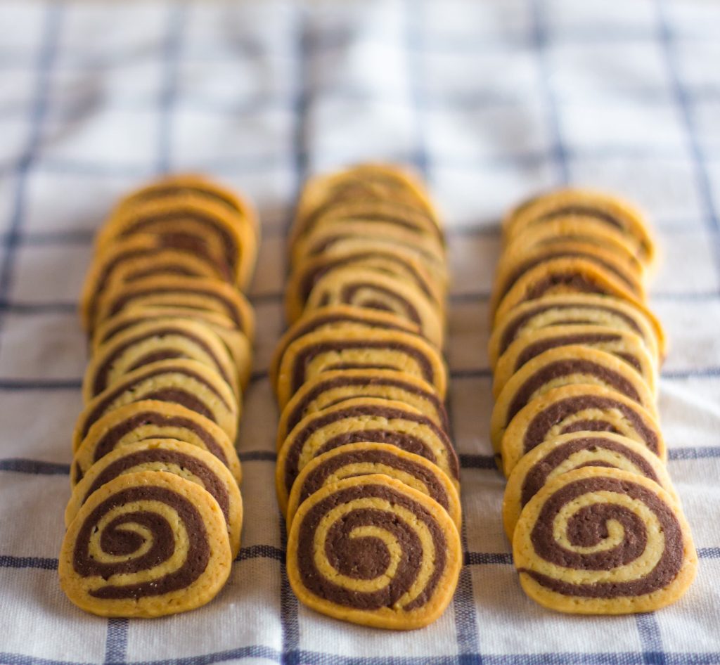 bigstock-spiral-cookies-96272756-min