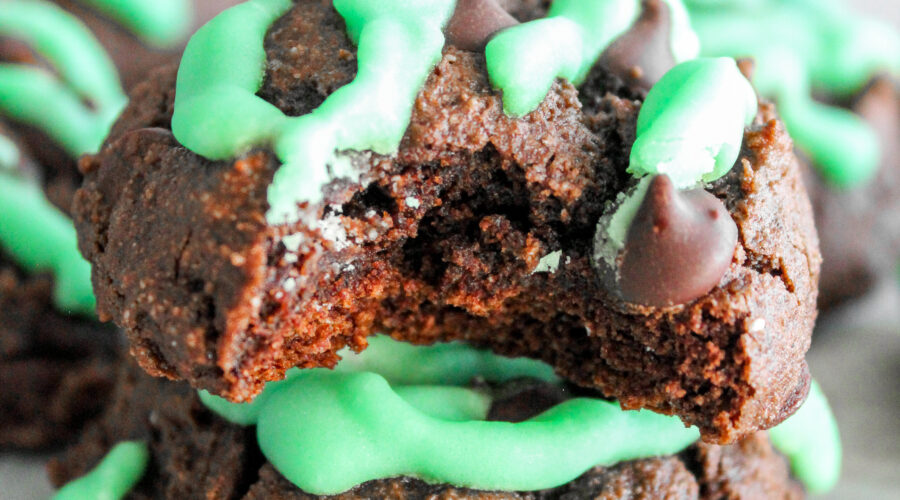 Like eating mint chocolate chip ice cream in cookie form, these Keto Mint Chocolate Chip Cookies in a warm, fresh-from-the-oven cookie! They're soft chocolate cookies, with sugar free mint chocolate chips, and drizzled with mint colored icing!  Delicious and healthy!