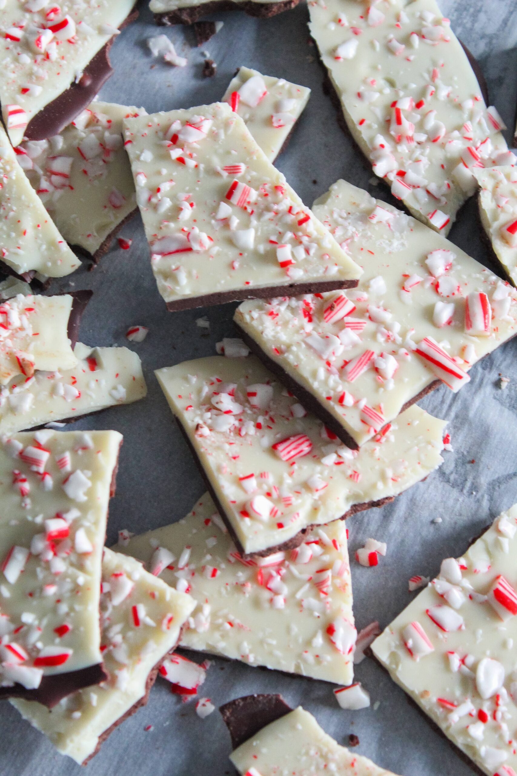 Low Carb Peppermint Bark {Keto, Low Carb, THMS, Sugar Free, Grain Free