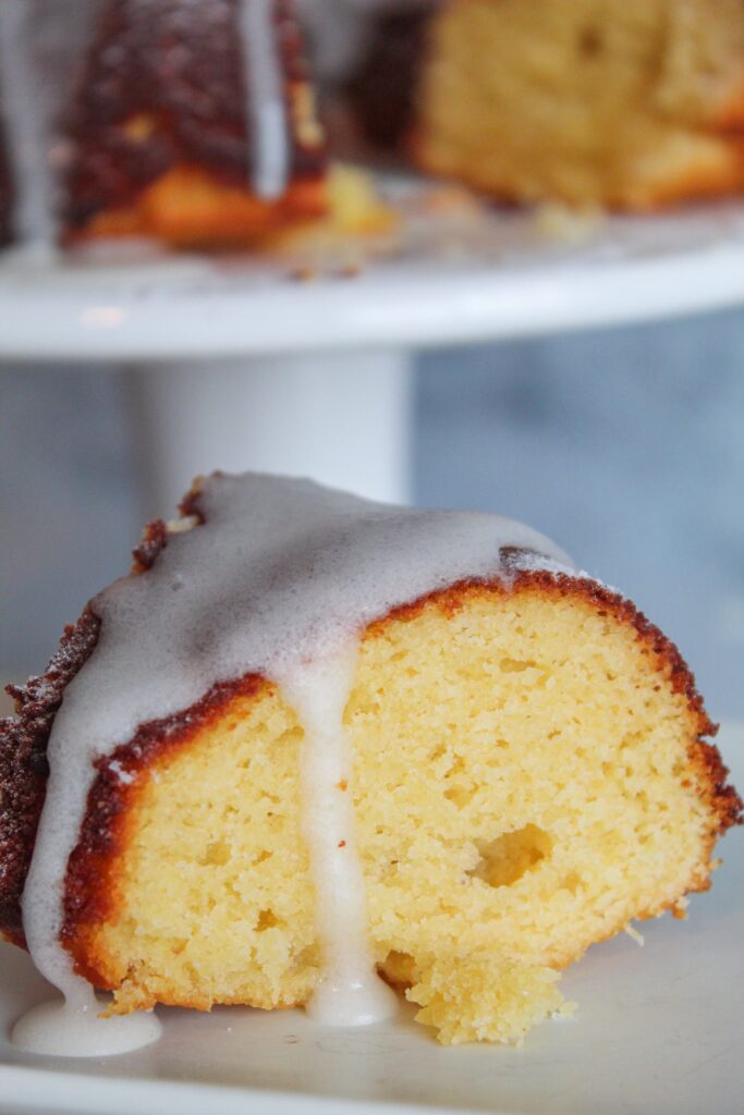 Flavored with lemon juice and covered in a tart lemon glaze, Keto Lemon Bundt cake is the ultimate light and refreshing dessert.  It is low carb, high fat, ketogenic, and a THM:S, the perfect Keto Easter Dessert!