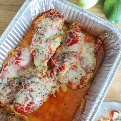 Need the easiest keto dinner ever?  Make Keto Pizza Chicken!  Baked Chicken topped with marinara, pepperoni, and melty mozzarella makes a super simple dinner everyone will love.