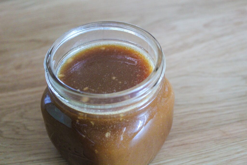 No thickener needed for this sugar free caramel sauce that is keto, low carb, and a THM:S. Made in just 15 minutes, you'll have an unbelievably delicious - and easy - sauce that is beautiful and tasty.