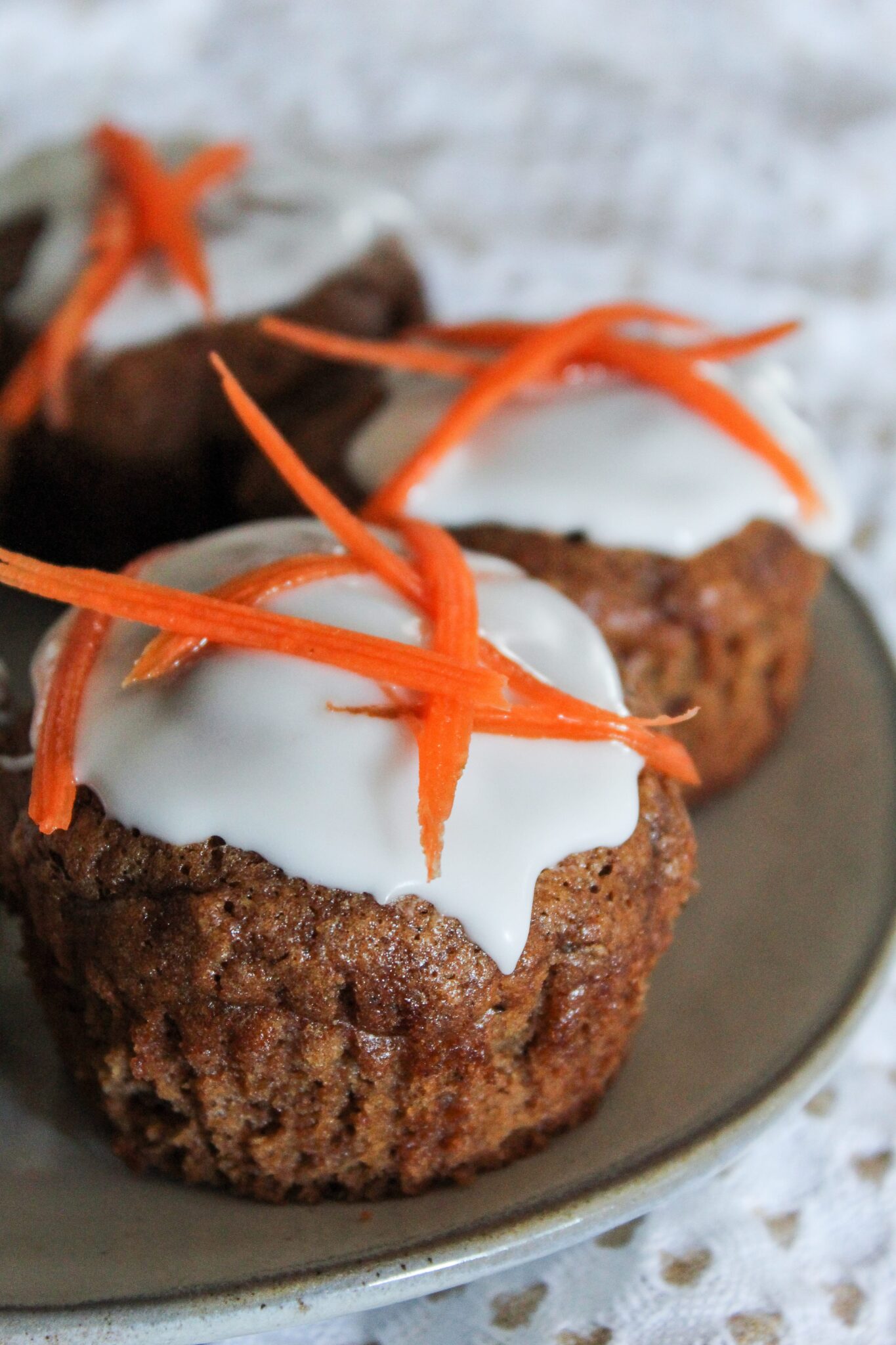Low Carb Carrot Cake Muffins Keto, THMS, 2.7 g net carbs) Fit Mom