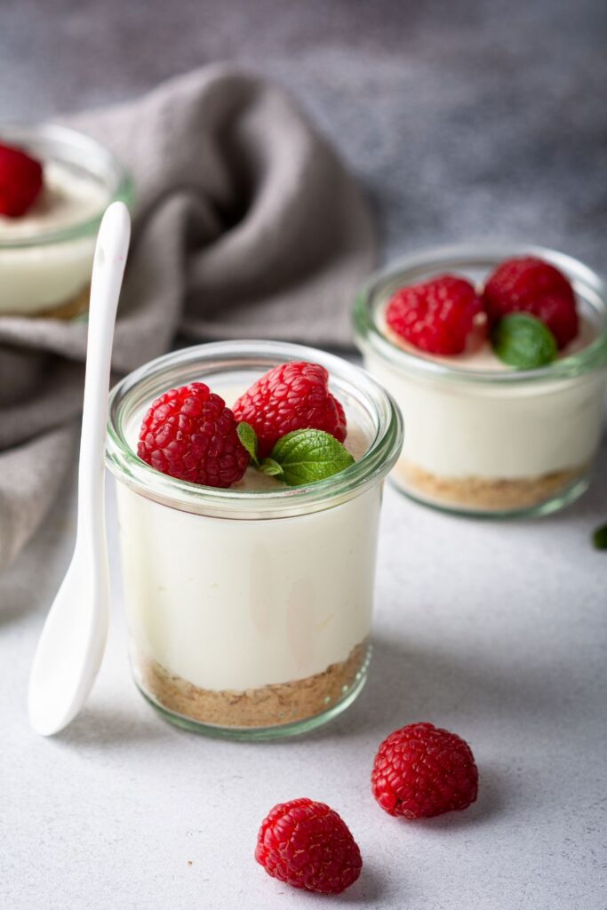 Wanting a delicious, low carb, cheesecake treat that is also high protein? This snack will help you reach goals! It takes only 2 minutes to whip up and will keep your sweet tooth in check while still hitting your macros.